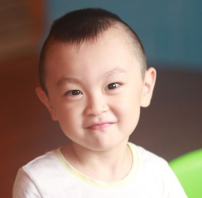 小男孩短发发型图片 小男孩经典超短发发型(2