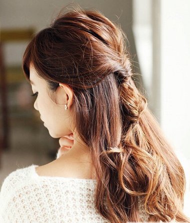 扎头发的方法图解-怎样扎头发简单好看-扎头发