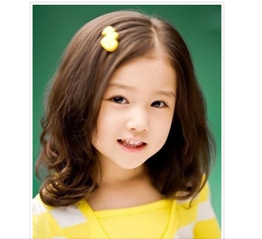幼儿女短发型图片 儿童短头发发型图片