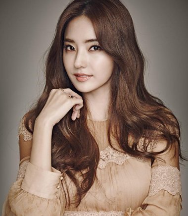 香香美发网-流行发型-脸型搭配-扎法步骤-男生