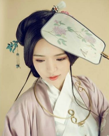 怎样才能自己梳理古代的发型+图解 古代发型简单的梳法