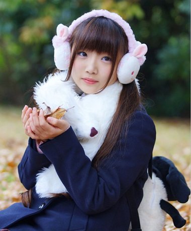 扎头发的方法图解-怎样扎头发简单好看-扎头发