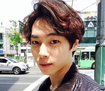 2017冬季短发女学生服装搭配图片 短发女生冬