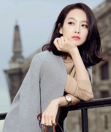 明星发型-韩国男明星发型-明星短发卷发图片-欧美明星发型-圆脸长脸明星发型-明星盘发图解