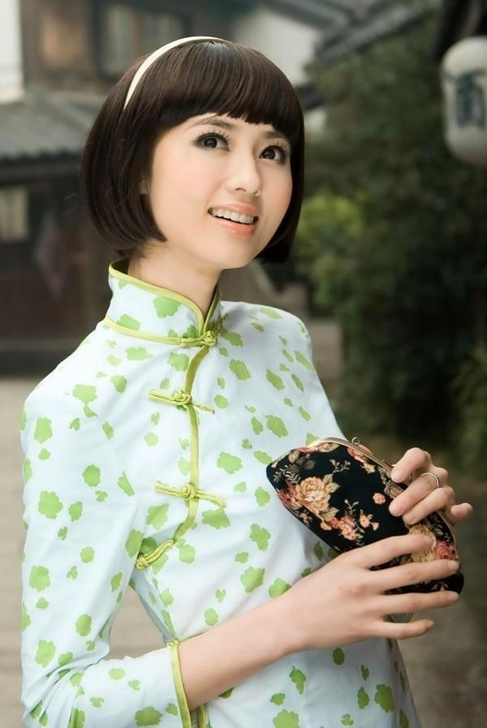 旗袍优雅发型 轻松打造复古民族风