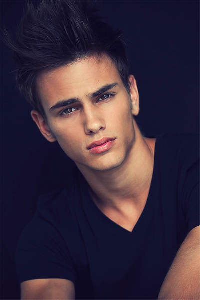 2015欧美流行的男生发型 酷帅短发演绎型男范