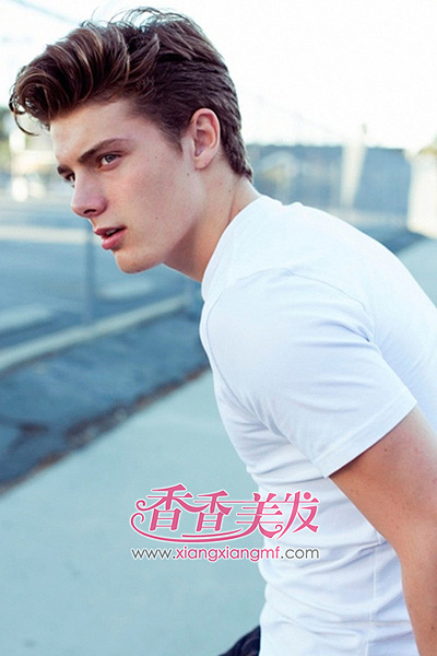 2015欧美流行的男生发型 酷帅短发演绎型男范