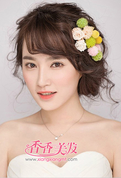 <em>2015年</em>时尚<em>韩式新娘发型</em> 优雅唯美的造型闪耀