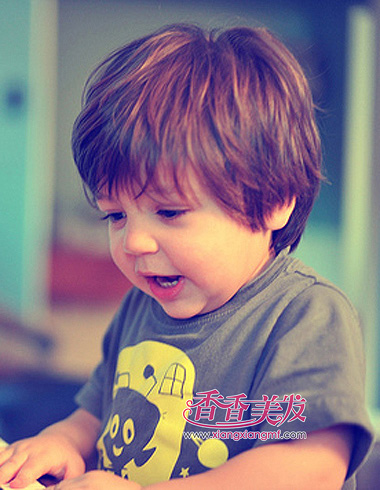 不潮不萌不做短发男童 小男孩发型萌态惊人_儿