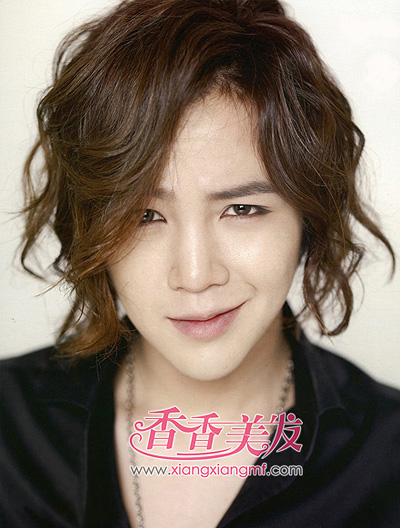 花样韩国男名星发型 造型时尚突显个性气质(3