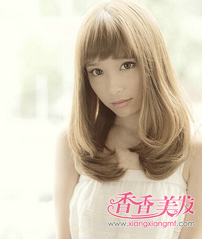 高中女生中长直发发型 中分直发内扣发型
