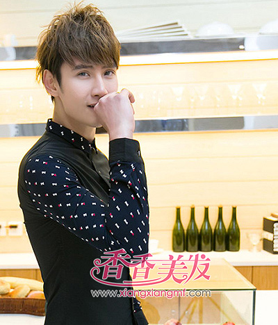 最新男生烫皮卡路的图片 时尚男生皮卡路烫效