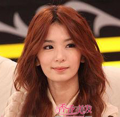 长脸窄额头明星适合的发型 女生长脸窄额头适