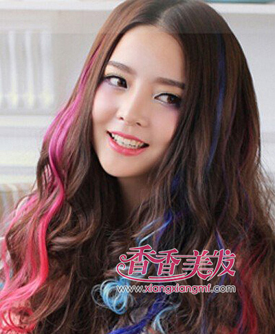 最新烫染发型图 长发挑染发型设计图片