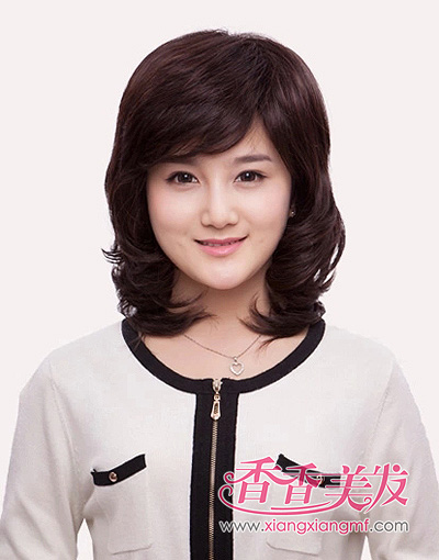 2015小圆脸流行什么发型 小圆脸的中年女性适