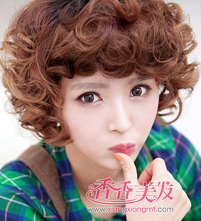韩式小卷发型 女士短发小卷发型