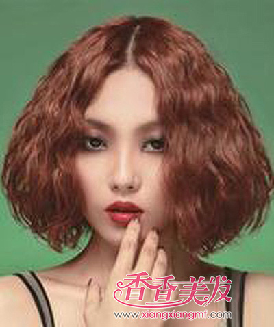 <em>沙宣头</em>女士<em>发型</em> <em>沙宣头烫发发型图片</em>