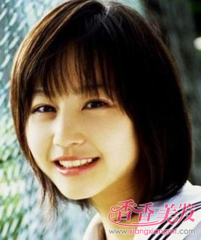 圆脸发量少的发型 头发少圆脸留什么发型适合