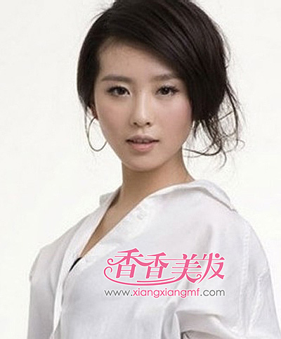 适合鹅蛋脸的发型 女生鹅蛋脸留什么发型好看