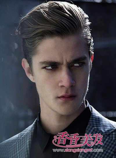 2015最新男长发发型 男士长发帅气发型(2)