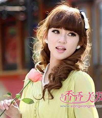 螺旋烫齐肩发型 小螺旋烫发型图片(3)