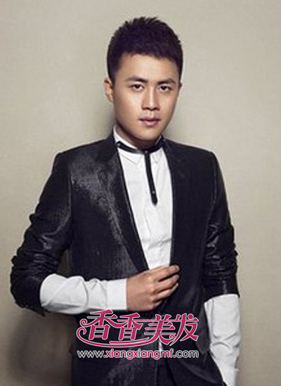 2015男生方脸适合什么发型 2015适合方脸男人的发型