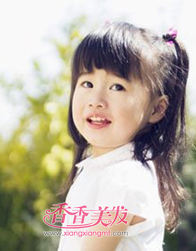 学扎头发简单<em>小学生发型</em> 中<em>短发</em>学生<em>发型</em>扎法