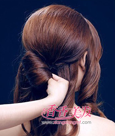 中长发怎么做新娘发型 简单的新娘盘发步骤