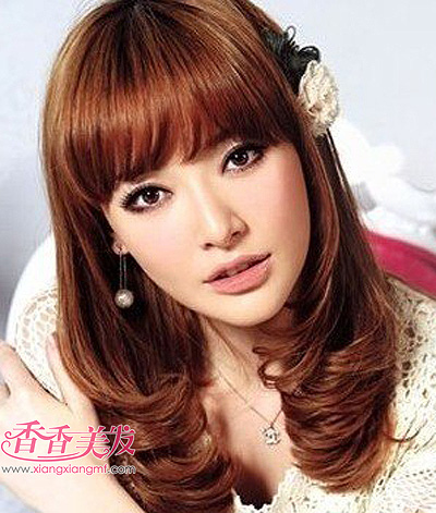 2015梨花烫中卷发型图片 流行梨花烫发发型图片