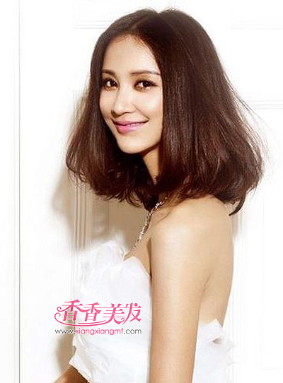 <em>2015适合圆脸的</em>中长<em>发型</em> 2015圆脸女生中长发