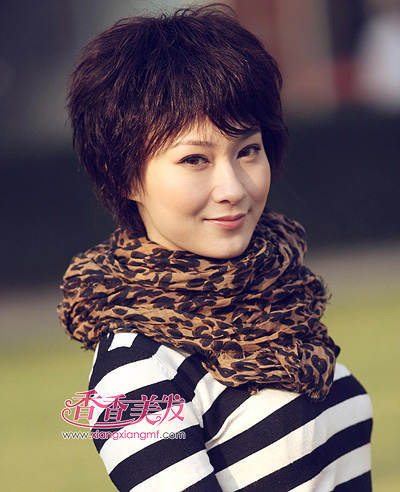 中老年短发发型 各种中老年发型图片