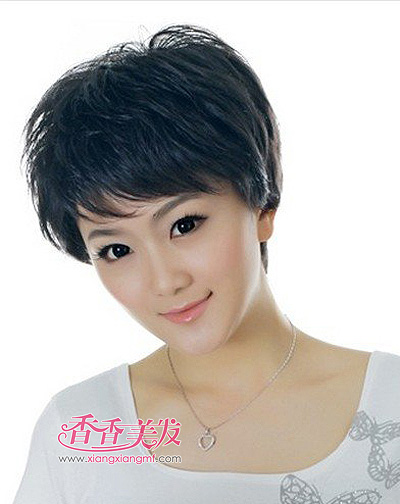 适合35岁大脸女人的短发发型 女人大脸适合的