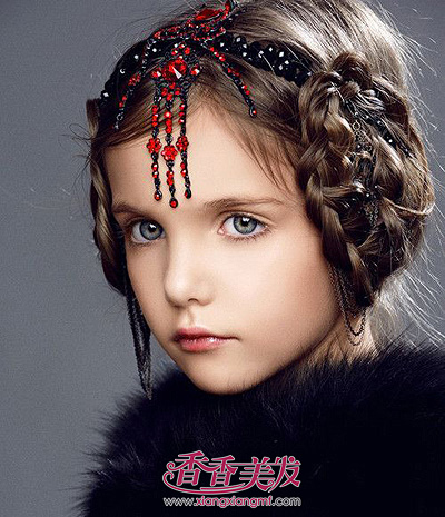 <em>2015</em>最美<em>编头发</em> 儿童自己<em>编头发</em>