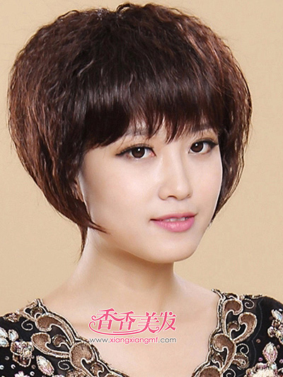 30岁波波头烫发 中老年卷发波波头好看吗(3)