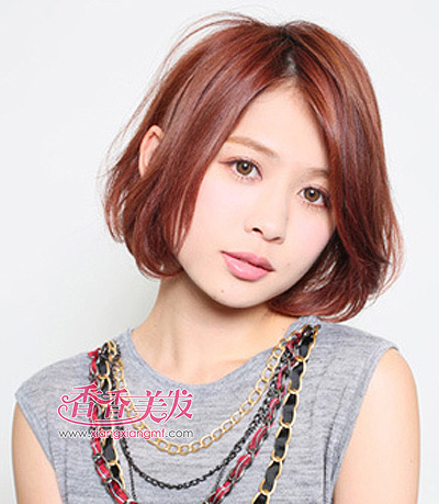 大圆脸适合剪梨花头吗 圆脸烫梨花头好看吗