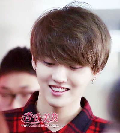 男生斜刘海发型 斜刘海左边发型图片