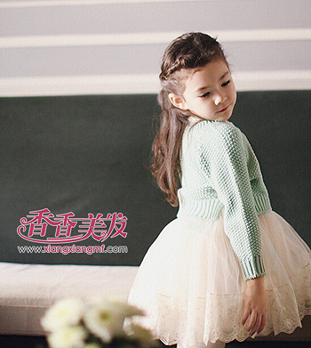 女孩儿童发型大全 儿童发型扎法图解(4)