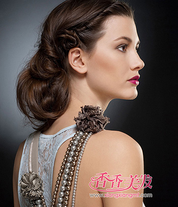 中老年盘发发型设计 中老年发型图片(3)