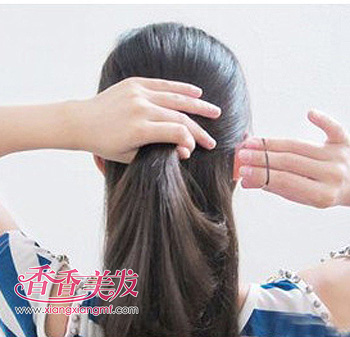 韩式长发简单发型扎法 中学生韩式发型扎法步