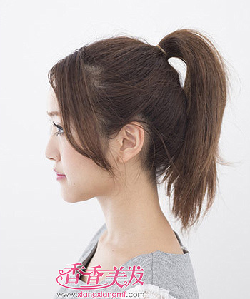 <em>头发少怎样盘丸子头</em> 头发少的女生怎么盘丸子头
