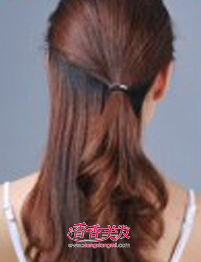 简单的<em>学生扎发发型步骤</em> 2015韩国流行扎发发型