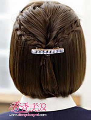 简单的短头发扎辫子步骤 教你如何扎短头发图