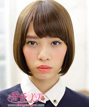 简单的短头发扎辫子步骤 教你如何扎短头发图