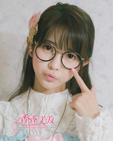 长脸女适合什么发型呢 长脸额头窄适合什么发型