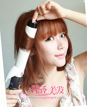 用电卷棒怎么烫梨花头 内扣梨花头用电发棒怎么烫