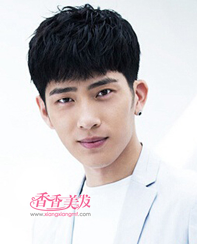 2015年方脸男生适合的最新发型 方脸男士短发发型(2)
