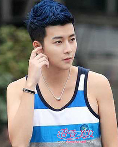 适合圆脸男生的短发发型 圆脸男生适合的短发