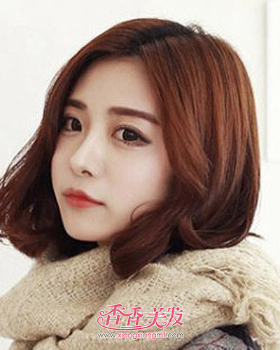 2015女生中短发烫发发型 中年女士中短发烫发