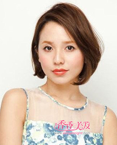 脸型上窄下宽适合什么发型 发量少脸宽适合什