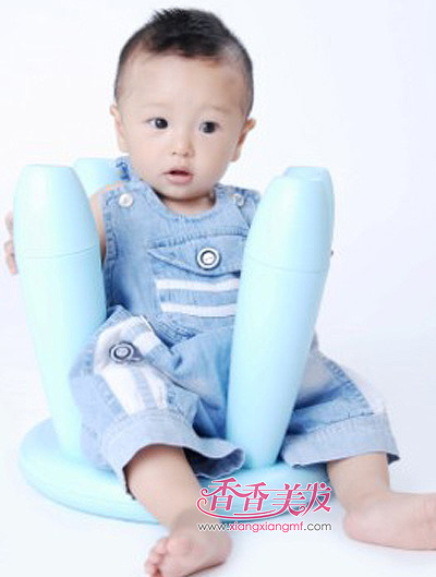 男宝宝流行发型有哪些 6个月男宝宝发型图片(